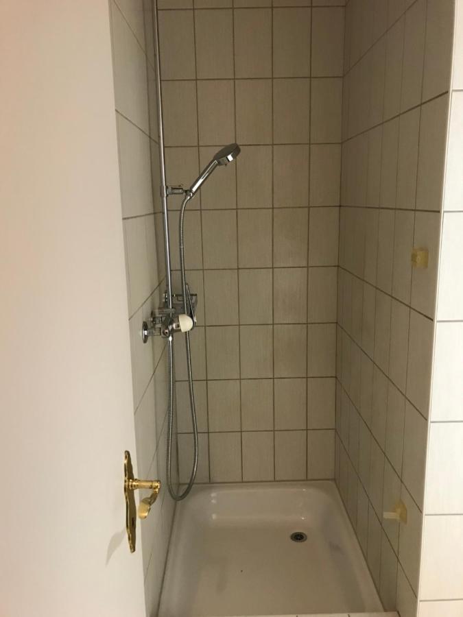 Simple Studio 36M2 In The Center Of Burgdorf Private Parking Small Bathroom Εξωτερικό φωτογραφία